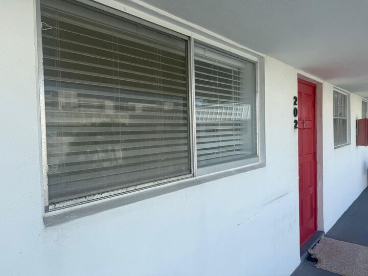 Property Photo: 402 Lake Shore Drive 202 FL 33403