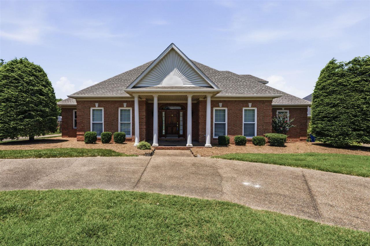 Property Photo:  2607 Crossridge Street  KY 42104 