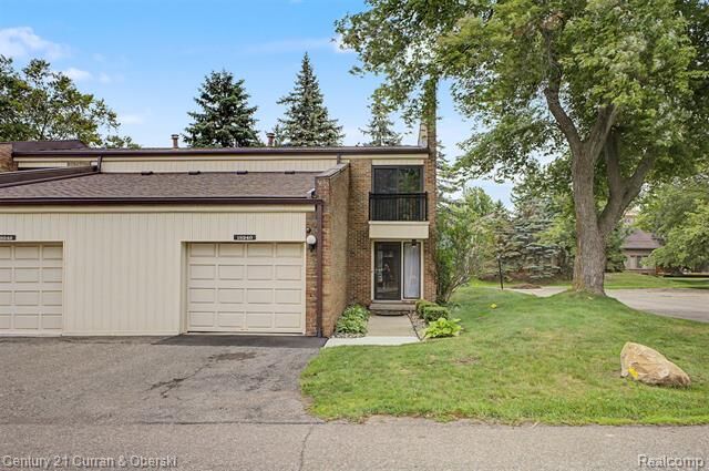 Property Photo:  18240 University Park Drive  MI 48152 