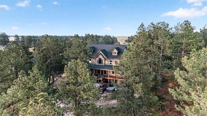 Property Photo:  1516 Bluebird Trail  CO 80107 
