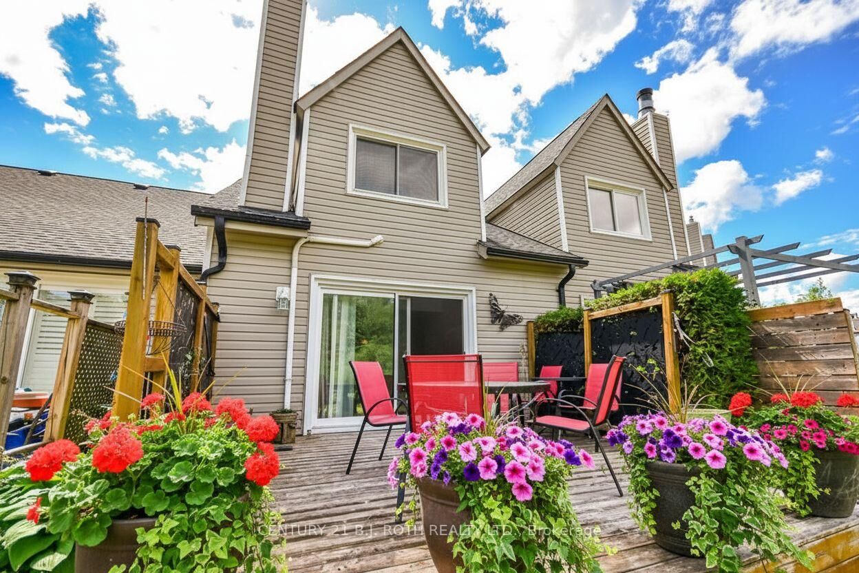 Property Photo: 51 Laguna Parkway 9 ON L0K 1B0