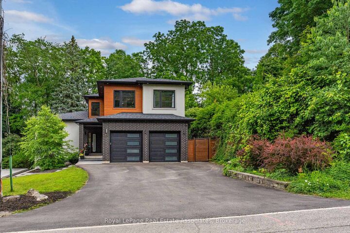 Property Photo: 26 Market Street ON L7G 3C1
