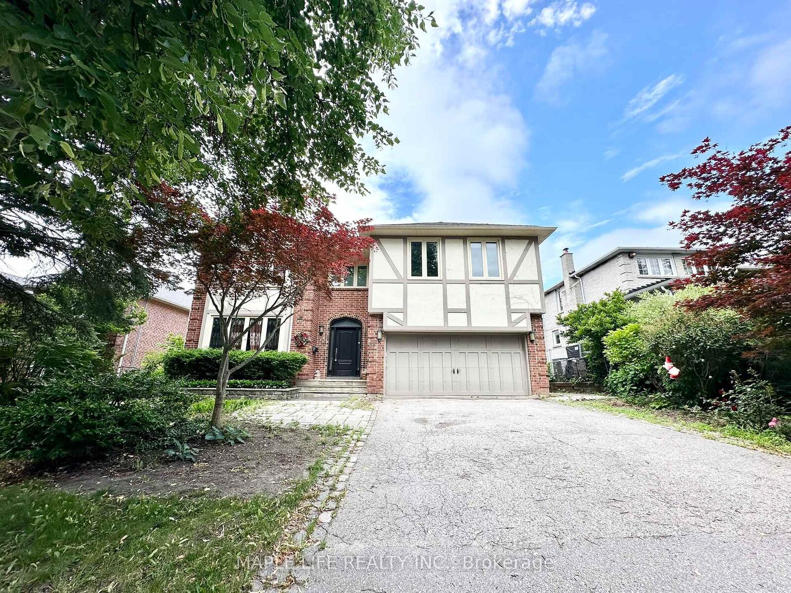 Property Photo:  52 Prince Edward Boulevard  ON L3T 7E9 