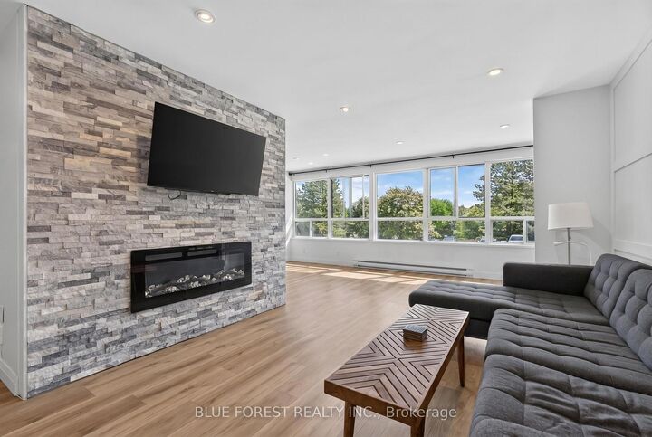 600 Grenfell Drive 202 — photo 1