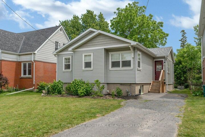 Property Photo:  57 Helen Street  ON K7L 4P2 