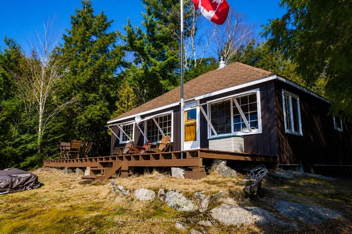 Property Photo:  764 East Bear Lake Road  ON P0A 1Y0 
