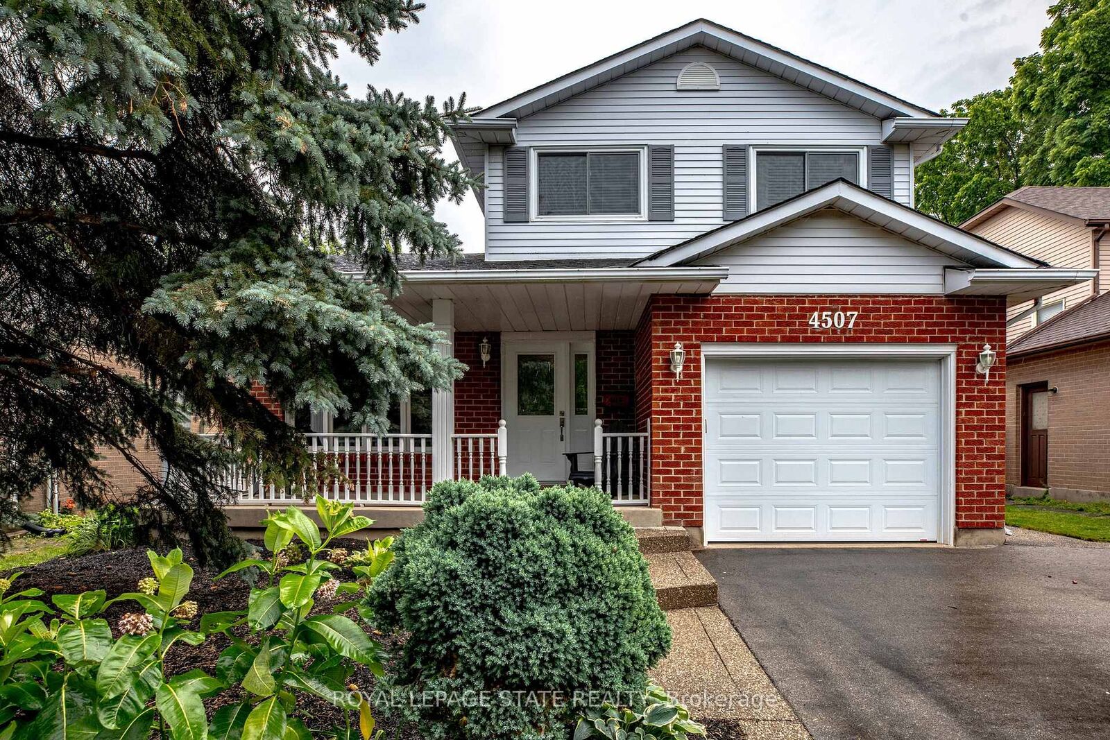 Property Photo: 4507 Ivy Gardens Crescent ON L3J 0B1