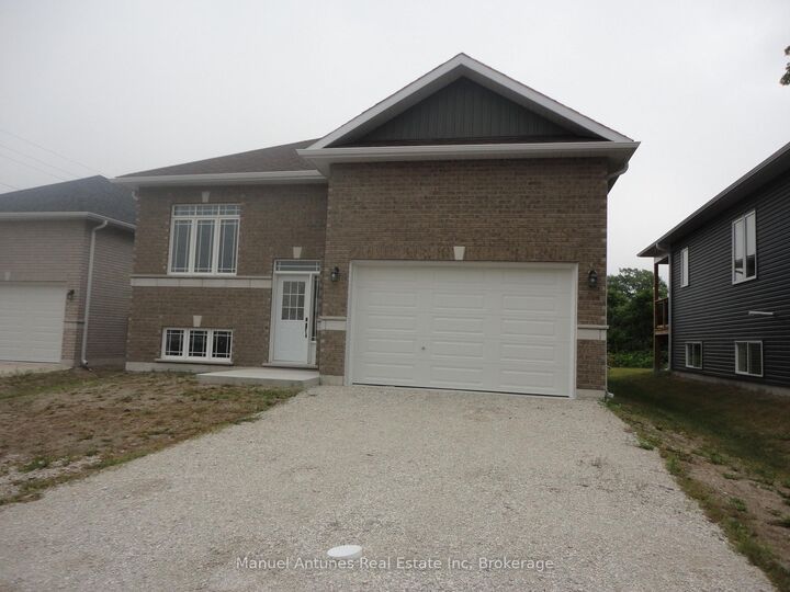 Property Photo: 4 Joanne Crescent ON L9Z 0S2
