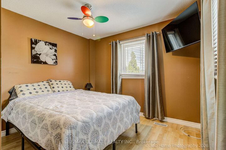 Property Photo: 23 Windham Crescent ON L1E 1Y7