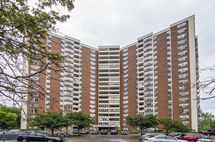60 Pavane Linkway N/A 216 — photo 1
