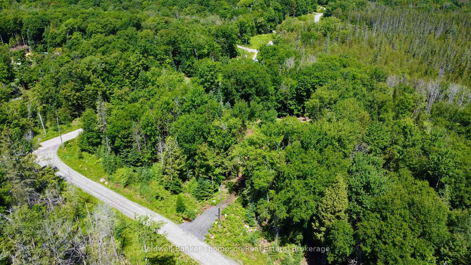 Property Photo:  2 Foxwood Court  ON P1H 2N5 