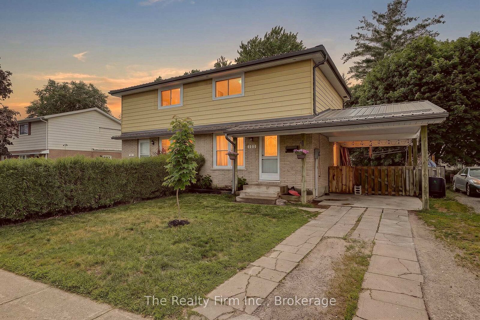 Property Photo:  111 Carnegie Street  ON N5C 1K9 