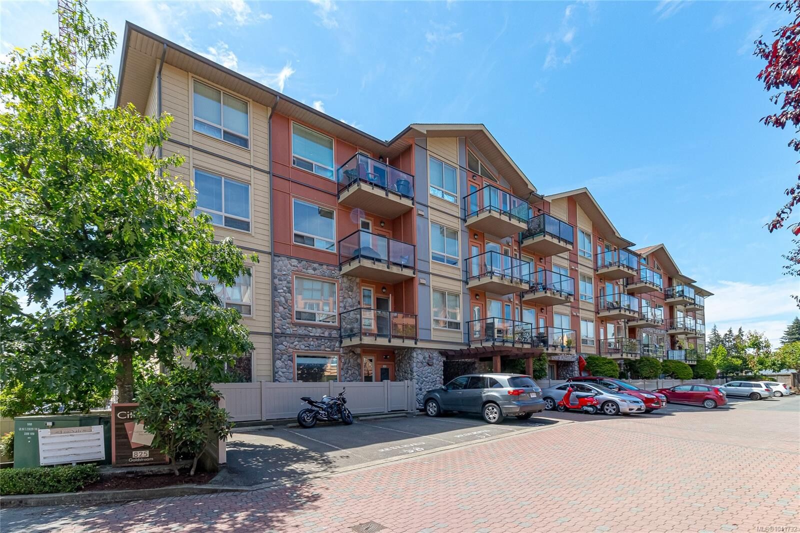 Property Photo: 825 Goldstream Ave #401 BC V9B 0C3