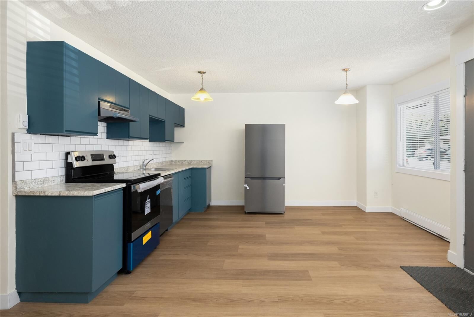 Property Photo: 2525 Dingwall St #304 BC V9L 2Y8