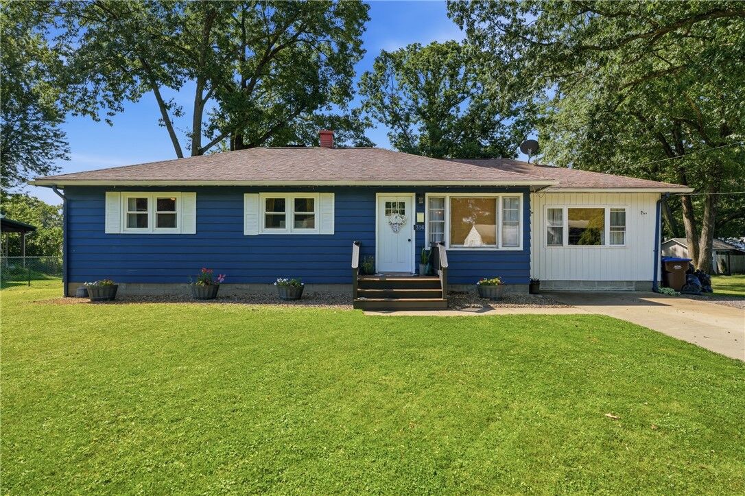 Property Photo:  316 Crestview Drive  PA 16323 