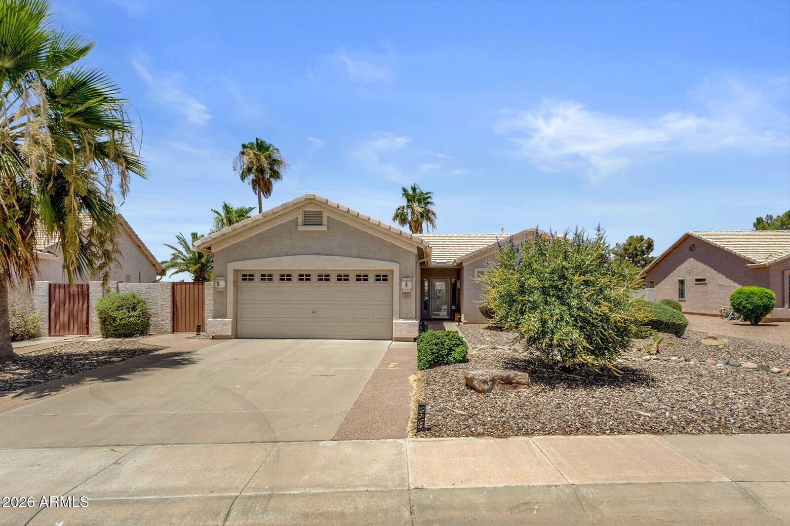 Property Photo: 1264 E Waterview Place AZ 85249