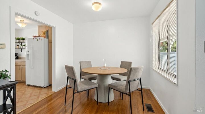 Property Photo:  92 Oak Knoll Road  CA 95482 