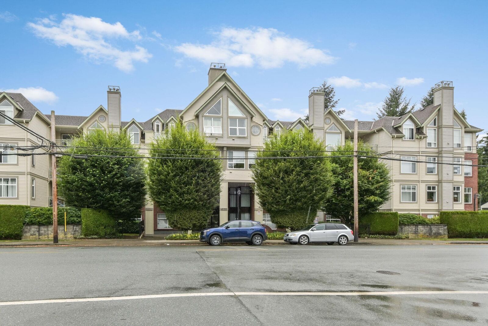 Property Photo: 45700 Wellington Avenue 105 BC V2P 2E4