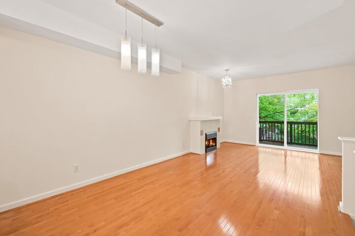 Property Photo: 15236 36 Avenue 141 BC V3Z 2B3