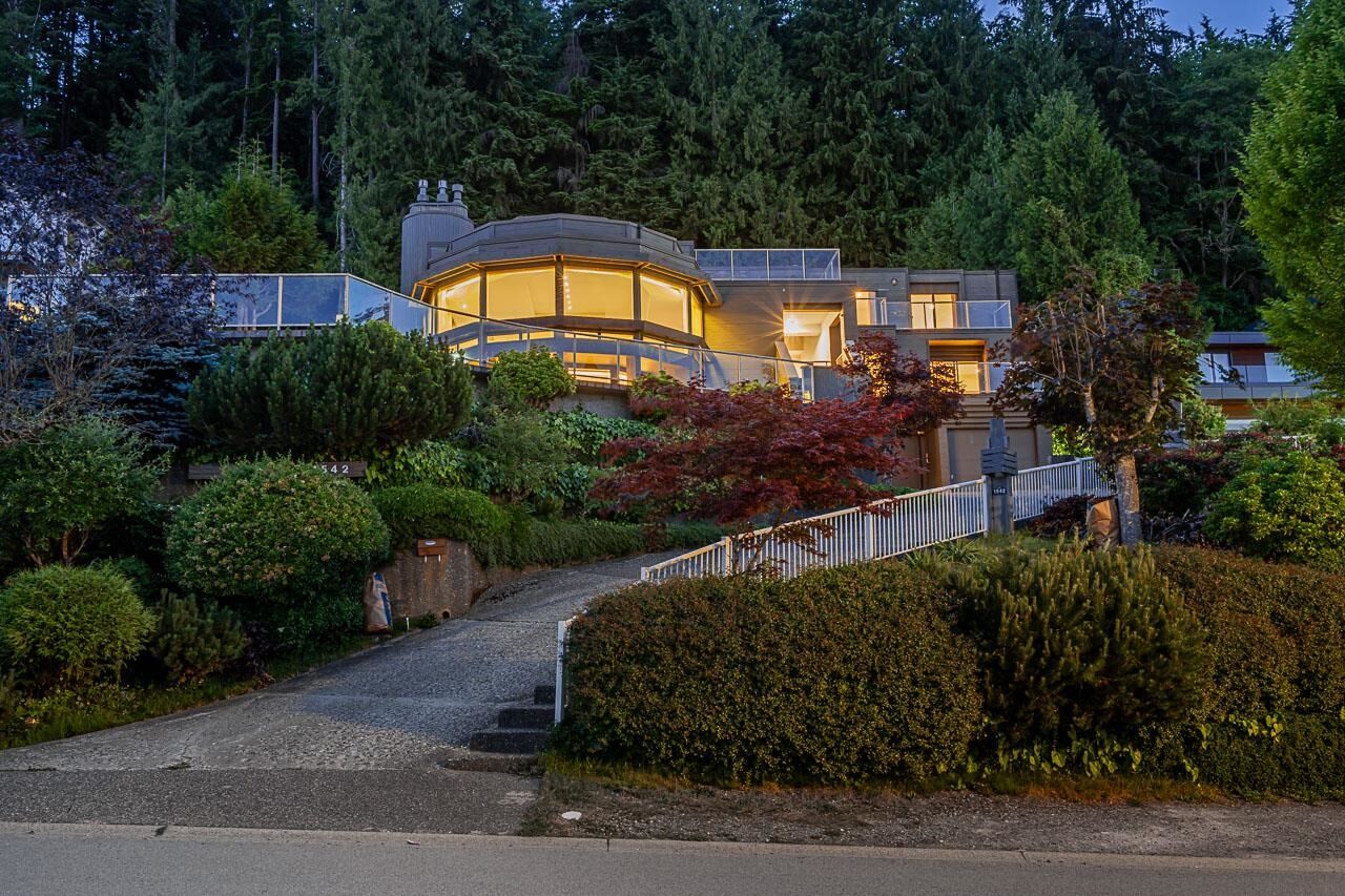 Property Photo: 1542 Chartwell Drive BC V7S 2S1