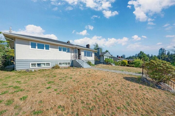Property Photo: 6407 Clinton Street BC V5E 1A3