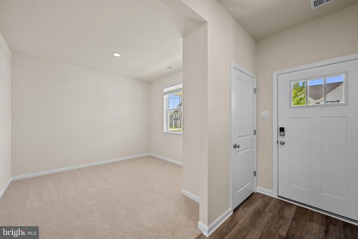 Property Photo:  207 Maxwell Street  WV 25442 