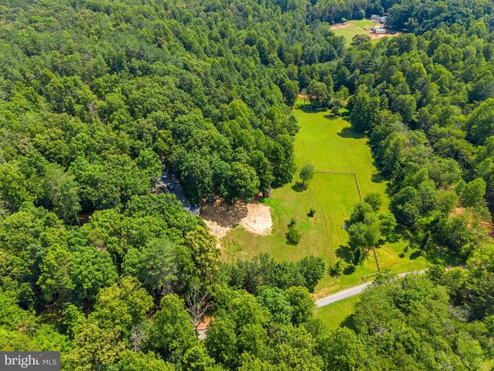 Property Photo:  1515 Desert Road  VA 22735 