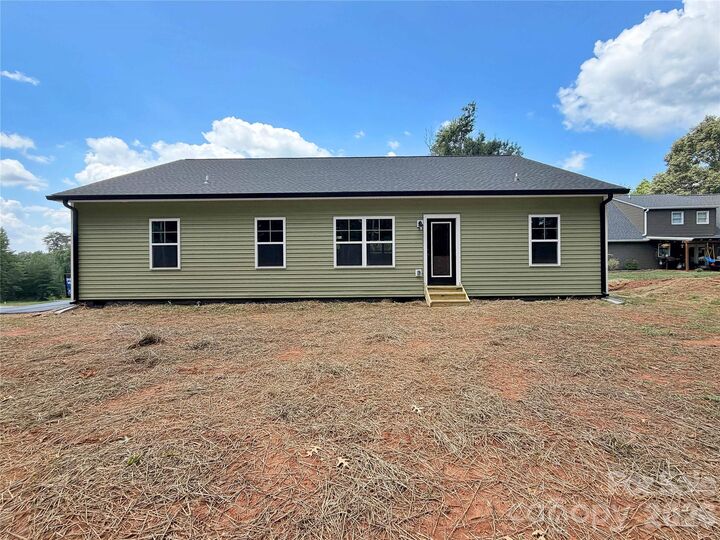 Property Photo:  321 Whispering Pines Circle  NC 28043 