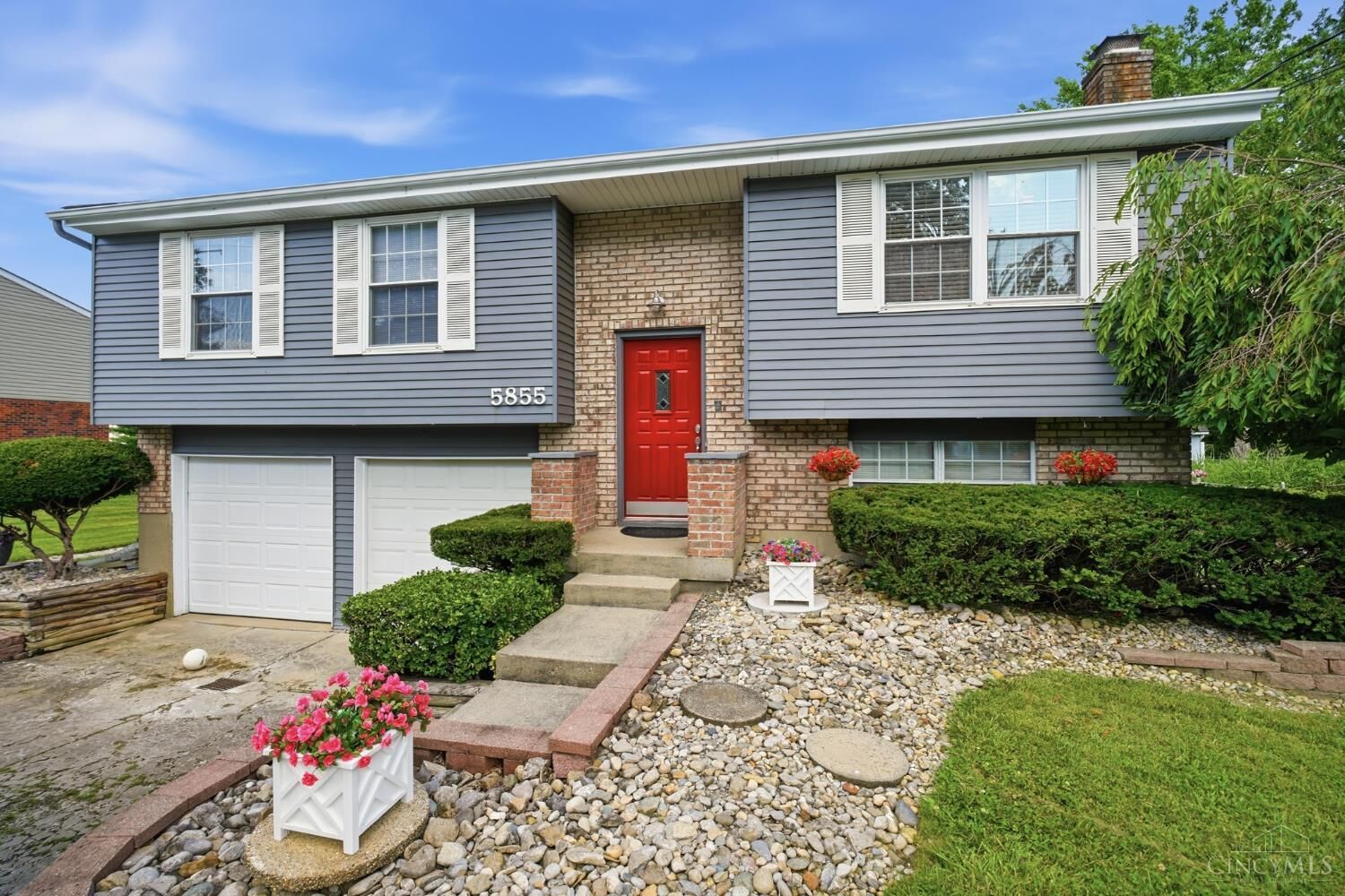 Property Photo:  5855 Winchester Drive  OH 45150 
