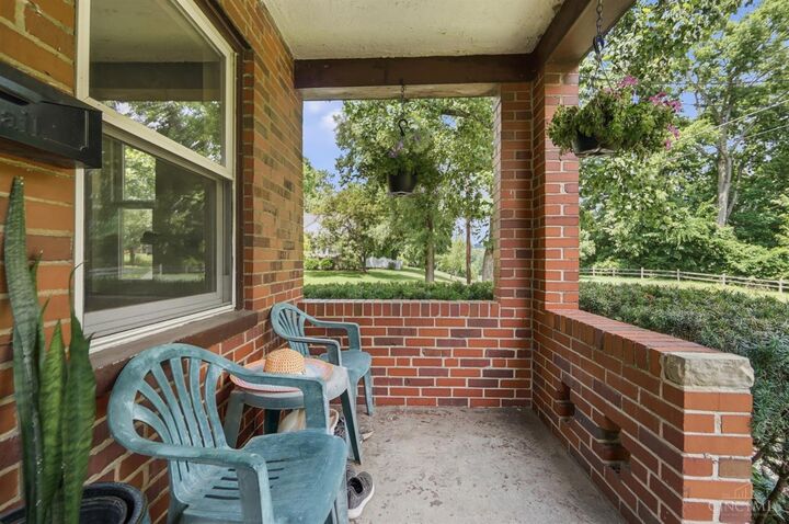 Property Photo:  1063 Oak Avenue  OH 45215 