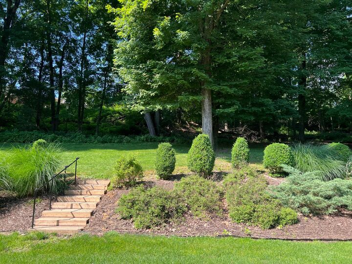 Property Photo:  913 Howell Drive  OH 43055 