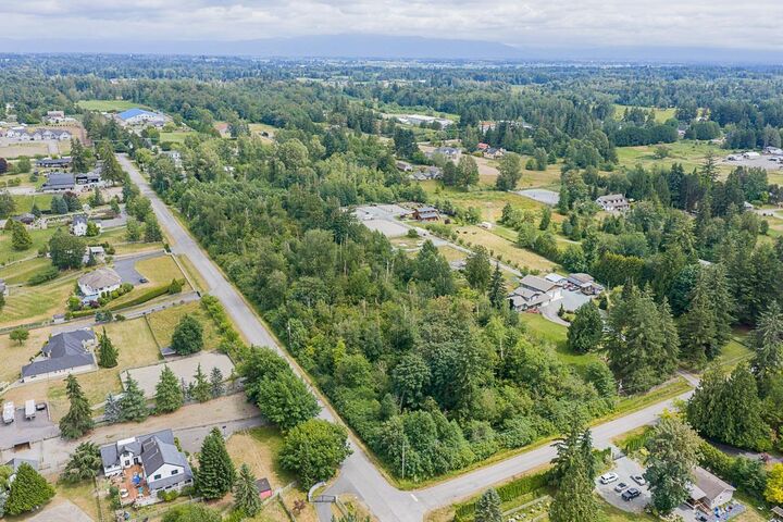 Property Photo:  12 Avenue Lt.10  BC V2Z 2Y2 