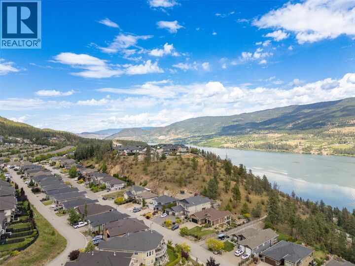 Property Photo: 12719 Cliffshore Drive BC V4V 2P6
