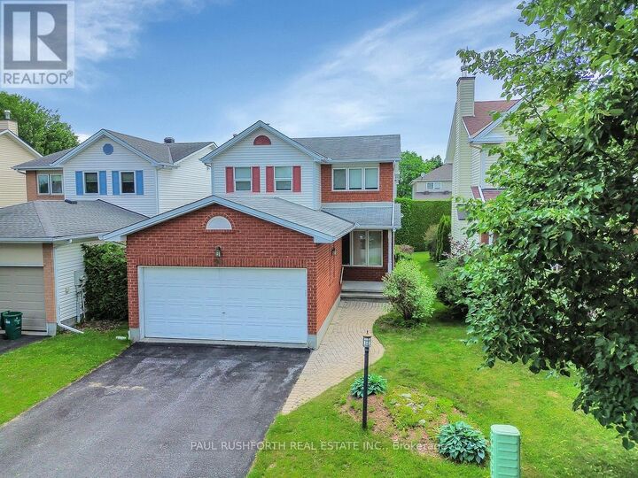 90 Moresby Drive — photo 1