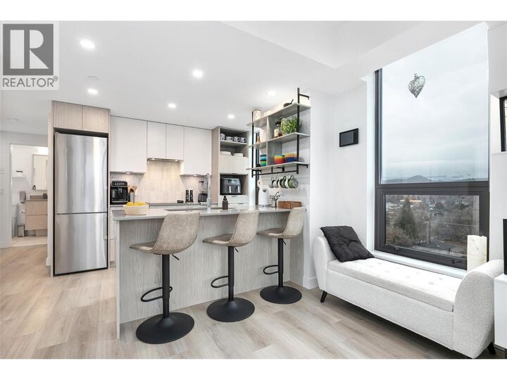 Property Photo: 1488 Bertram Street 905 BC V1Y 0M6