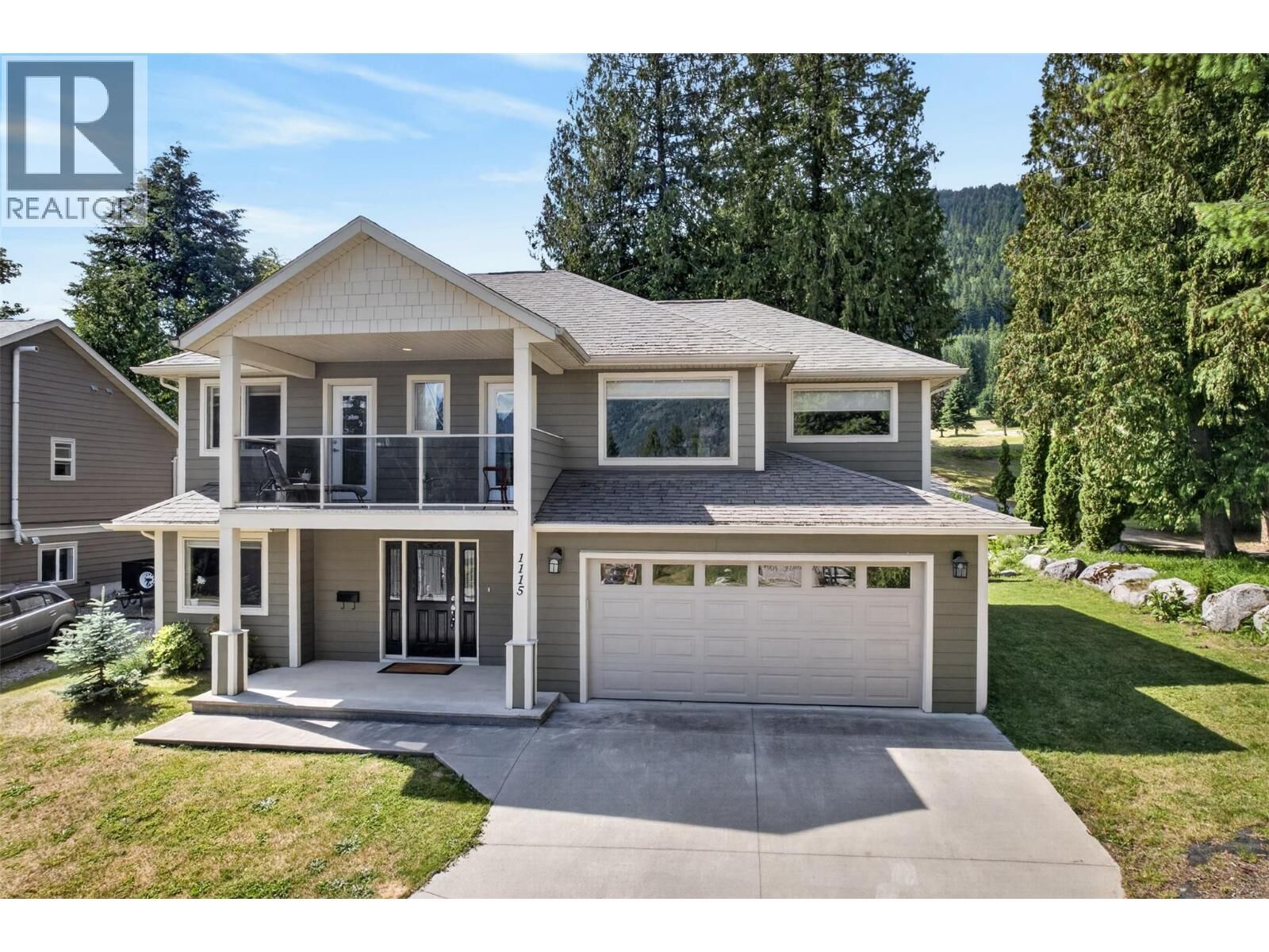 Property Photo: 1115 West Richards Street BC V1L 5T3