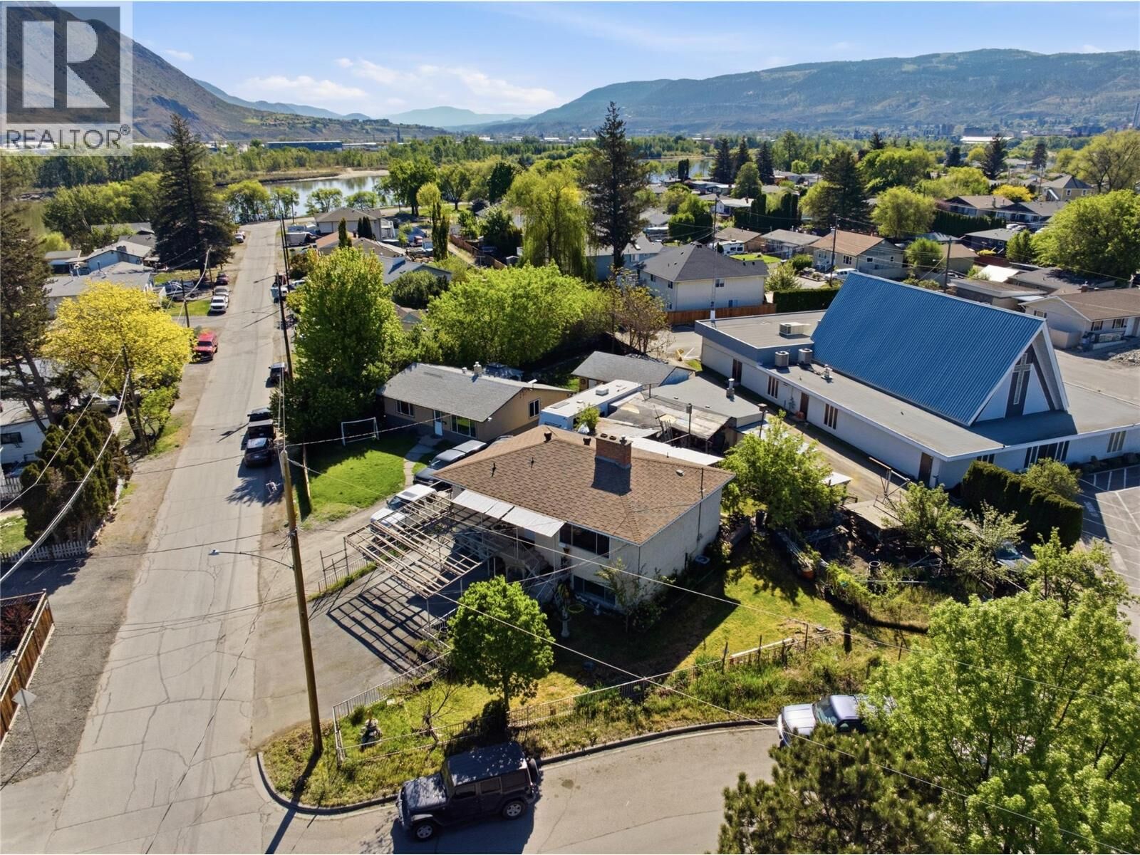 Property Photo: 236 Spruce Avenue BC V2B 1J1