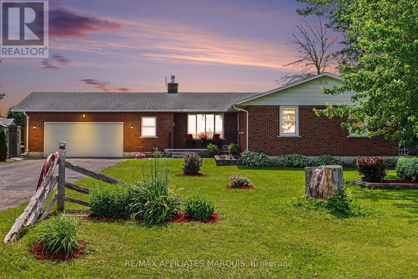 Property Photo: 929 Kitley/S Elmsley Townline Rd,RR#4 Road ON K7A 4S5