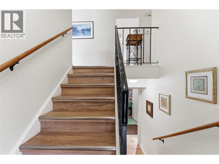 Property Photo: 1404 30th Avenue BC V1T 1Z5