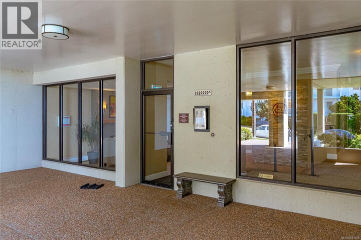 Property Photo: 670 Dallas Road 702 BC V8V 1B7