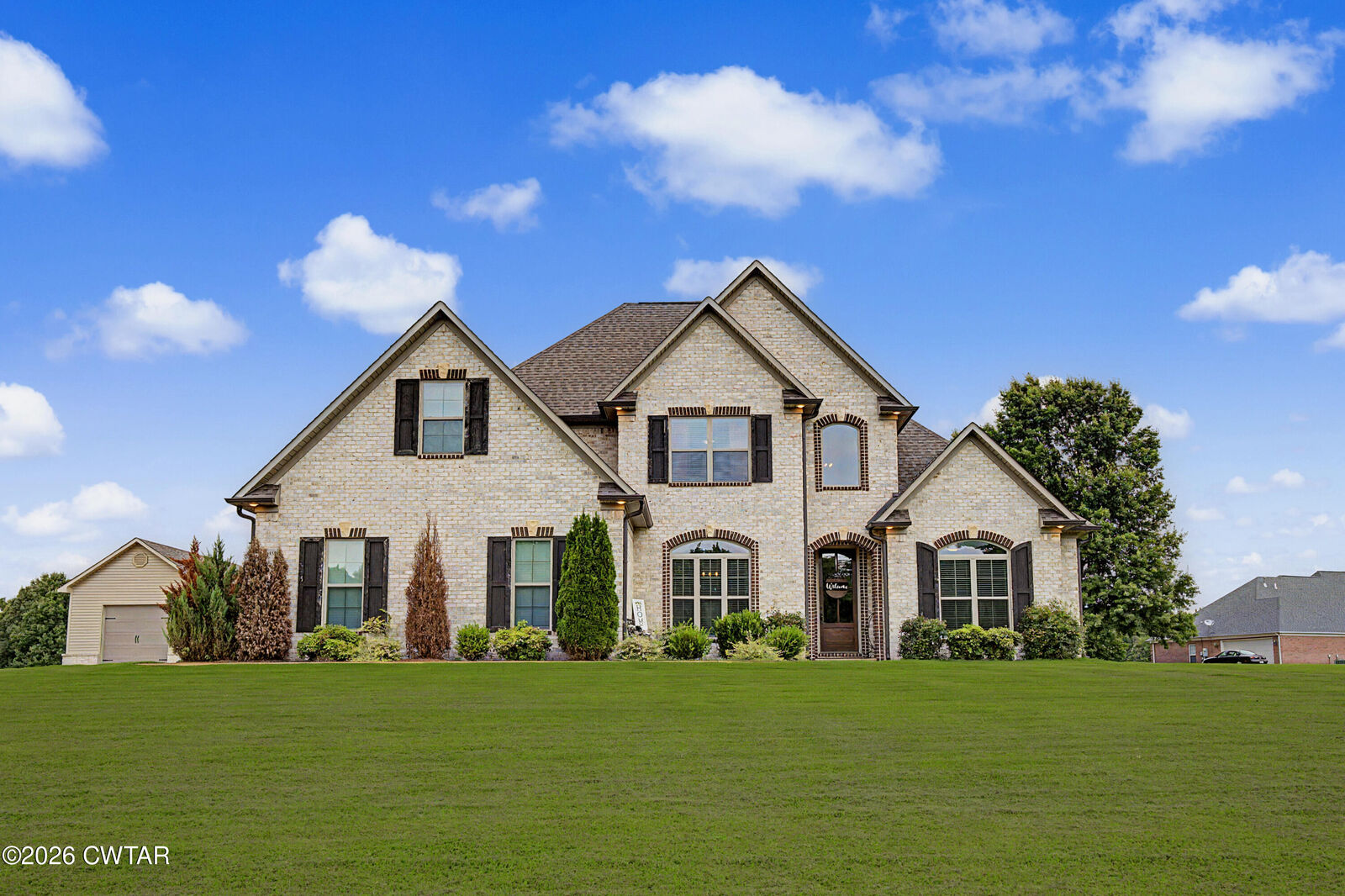 Property Photo:  459 Country Lake Circle  TN 38012 
