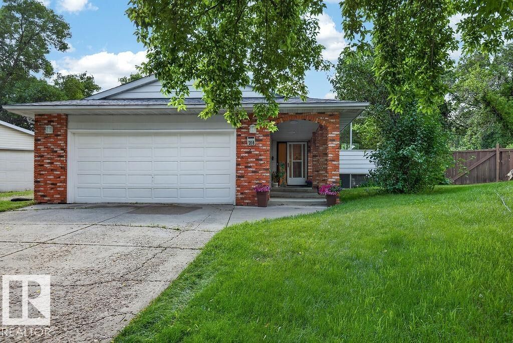 Property Photo:  20 Seymore Crescent B  AB T8N 0K9 