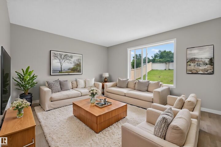 Property Photo:  152 Brighton Bay  AB T8H 2C2 