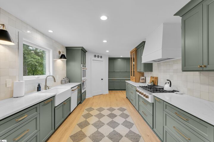 Property Photo: 104 Berrywood Court SC 29650