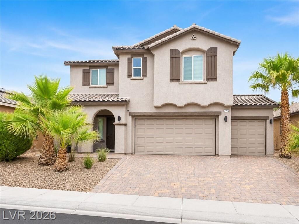 Property Photo: 2716 Graceful Grove Avenue NV 89032