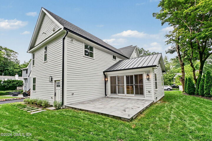 Property Photo: 4 Sachem Lane CT 06830