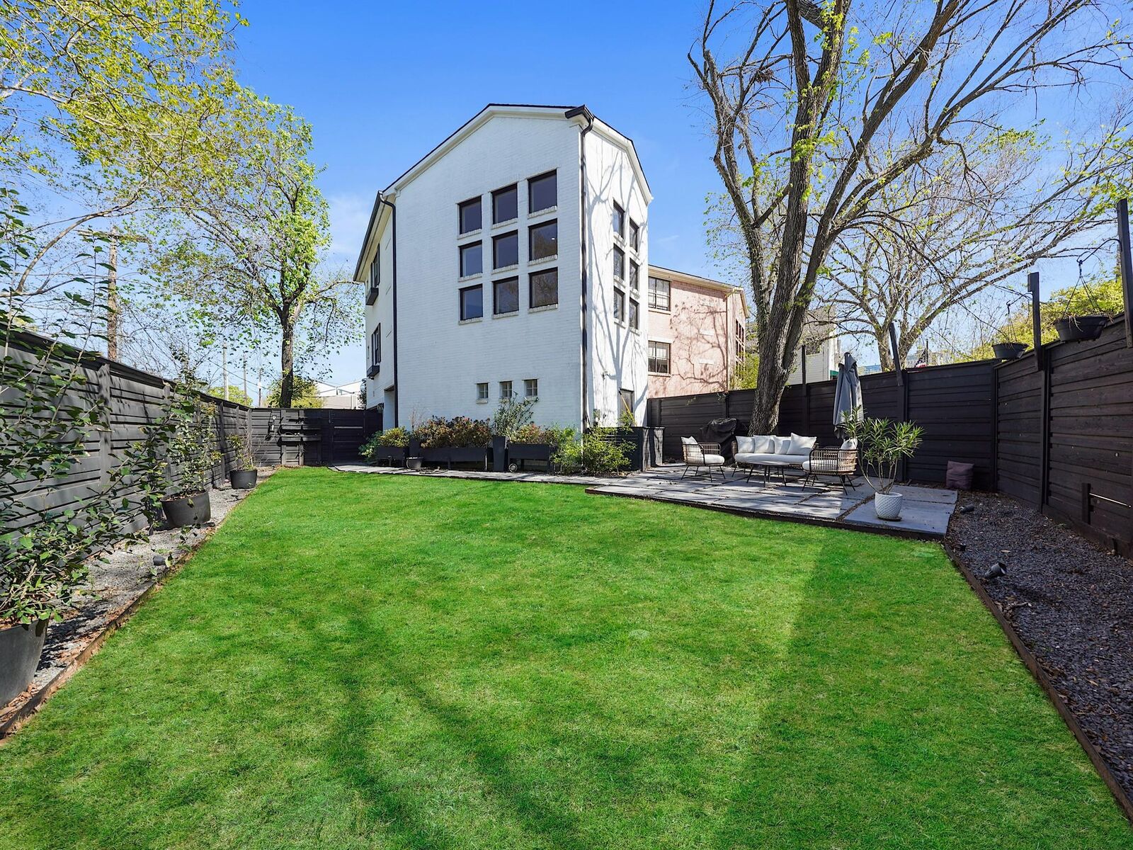 Property Photo:  1231 Jackson Boulevard  TX 77006 