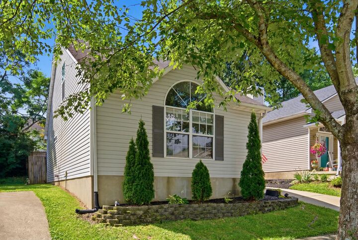 Property Photo:  640 Declaration Court  KY 40509 