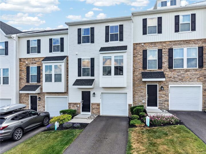 Property Photo:  7618 Clayton Avenue  PA 18036 