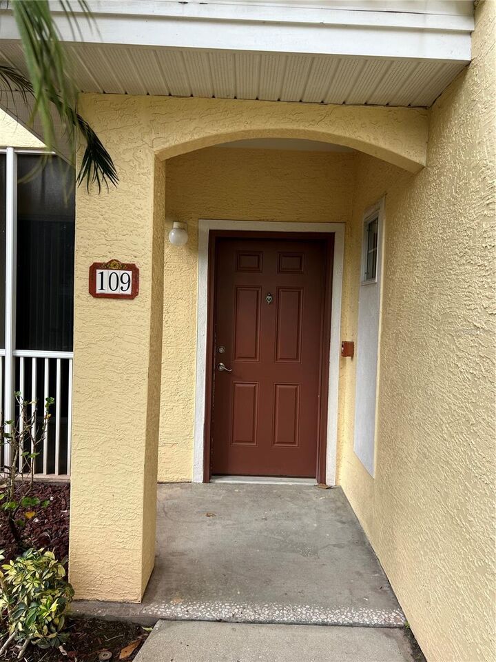 Property Photo: 12017 Villanova Drive 109 FL 32837